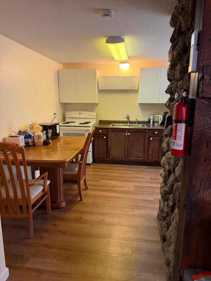 271 Wanoosnoc Rd #BS - Photo 6 of 14
