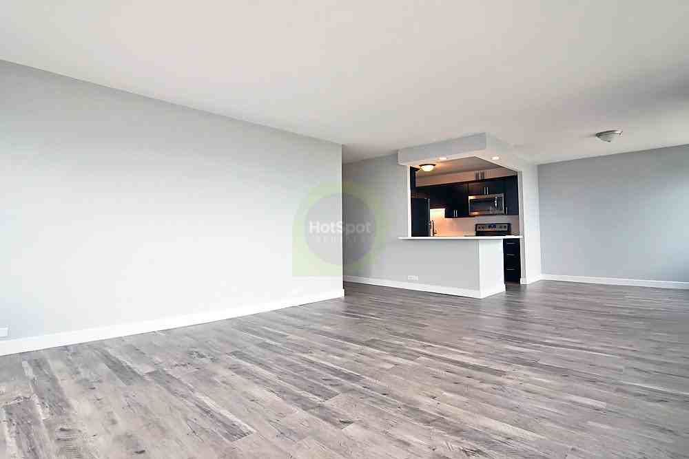 1116 S Michigan Ave #8 - Photo 2 of 16