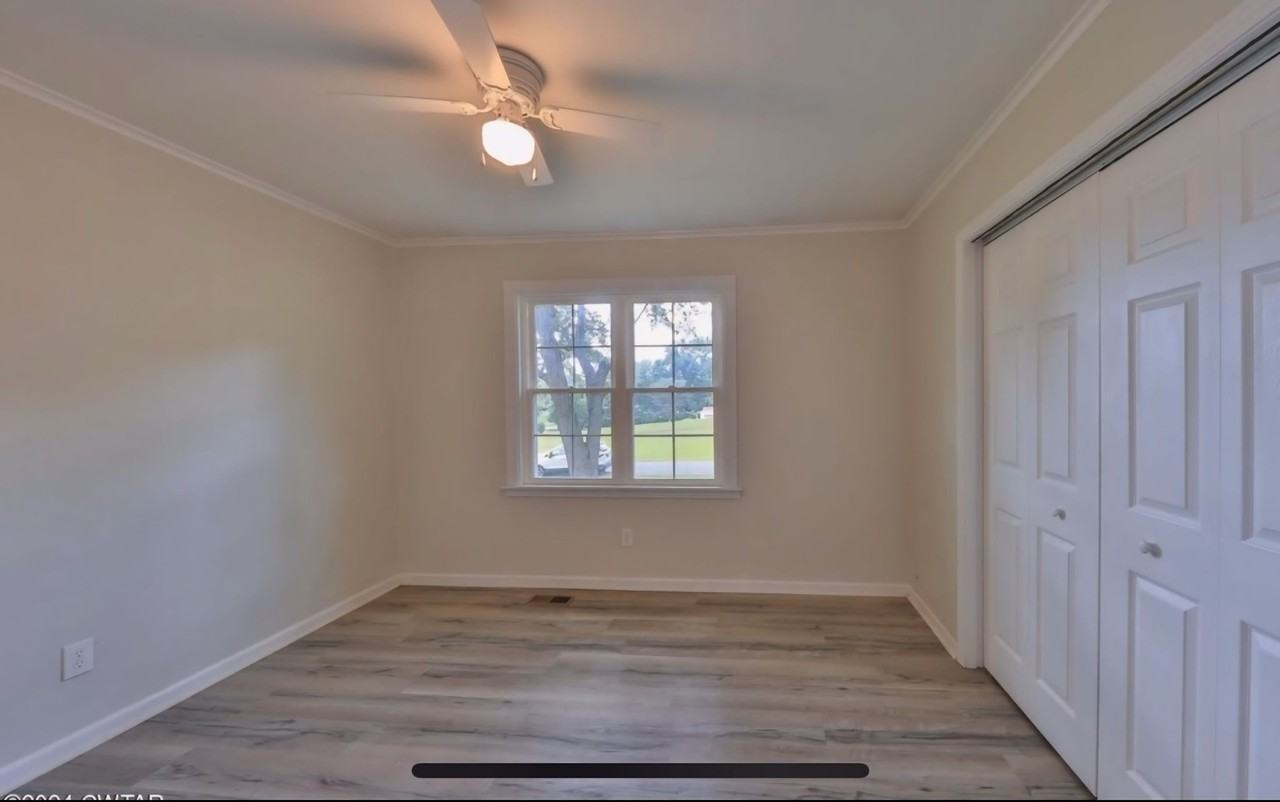 106 N Shelby St - Photo 6 of 12