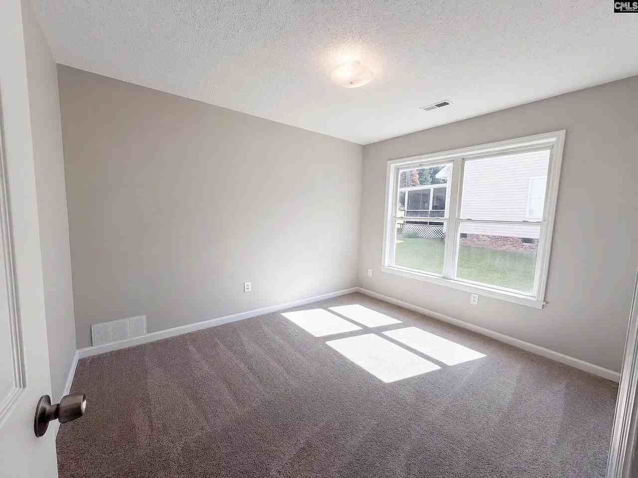 3204 Trotter Rd - Photo 6 of 11