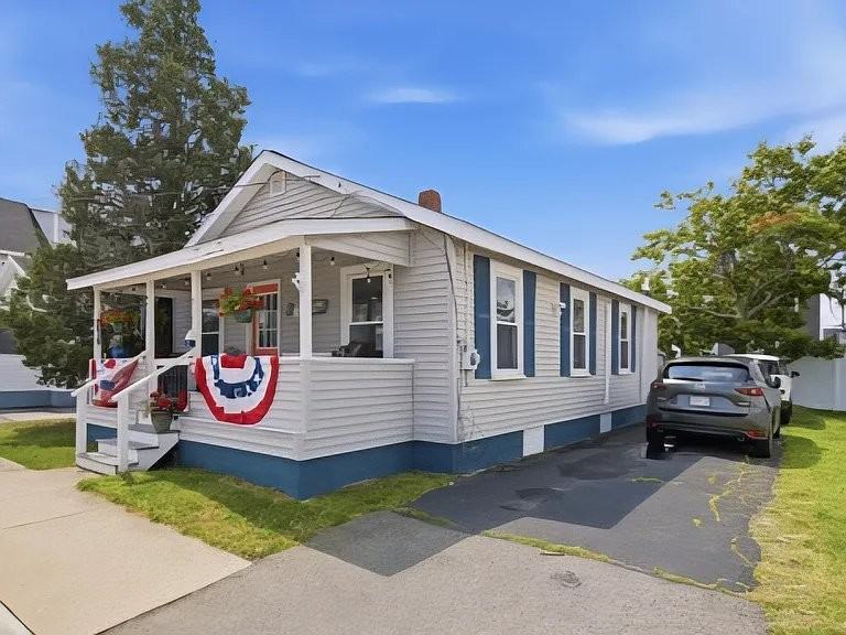 51 Highland Ave - Photo 2 of 20