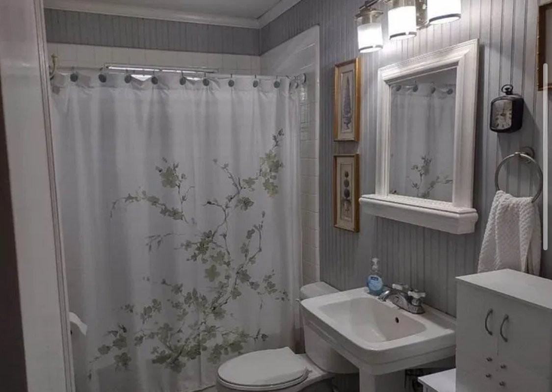 816 Oaks Ave - Photo 4 of 7