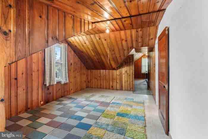 1720 W River Dr - Photo 5 of 17