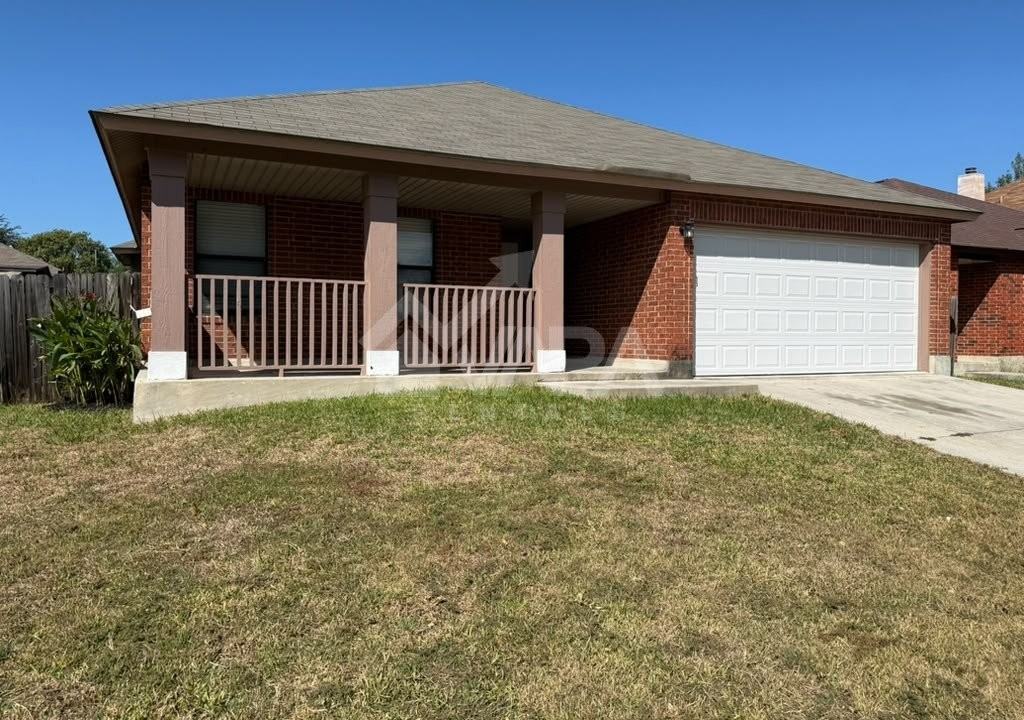 8207 Chestnut Manor Dr - Photo 2 of 19
