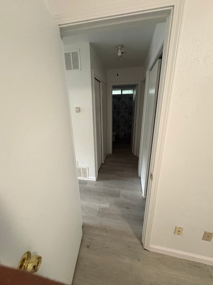 25531 Madrone Way #1 - Photo 4 of 10
