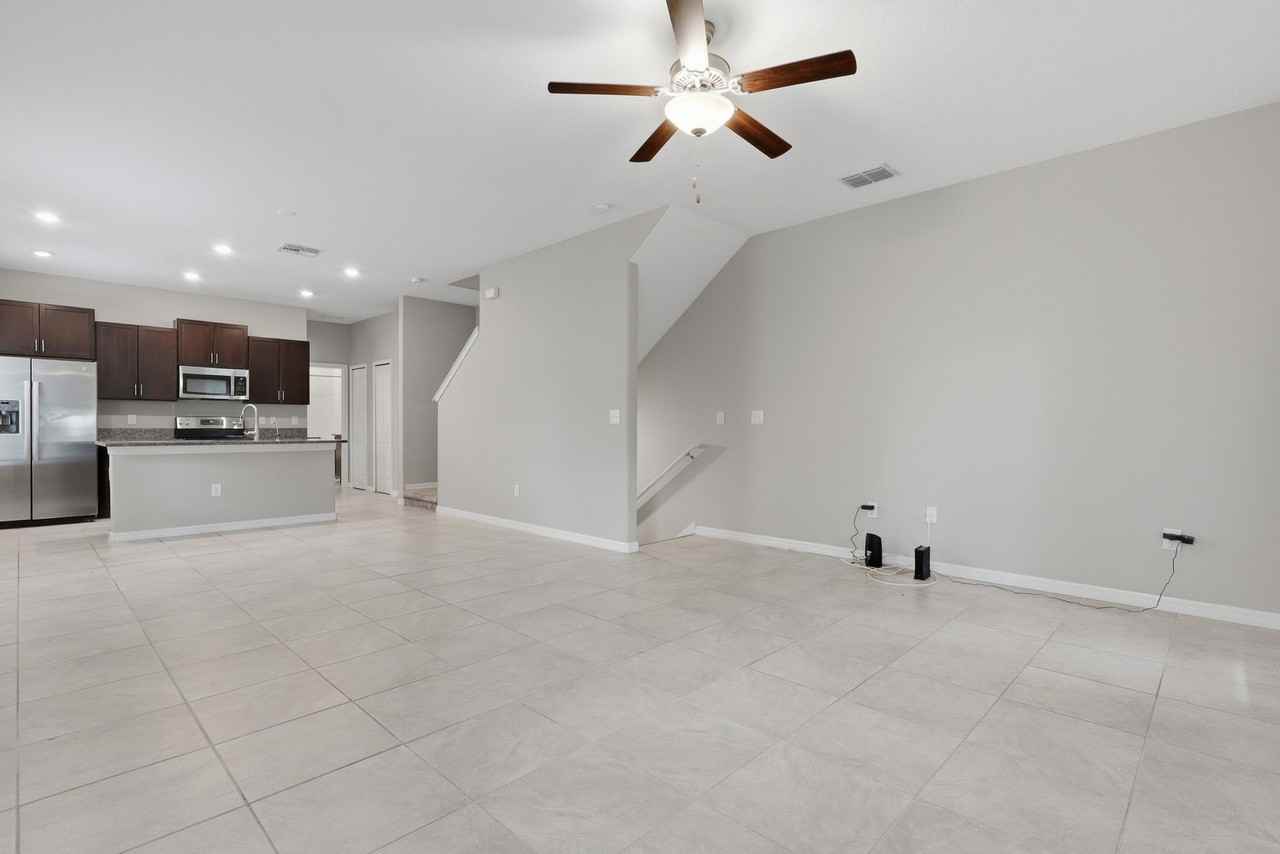 4424 Tuscan Loon Dr - Photo 3 of 16