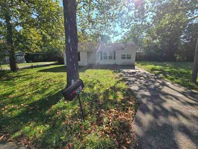 201 N Gray St - Photo 2 of 18