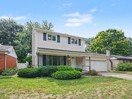 featured image of 7917 Kaiser St