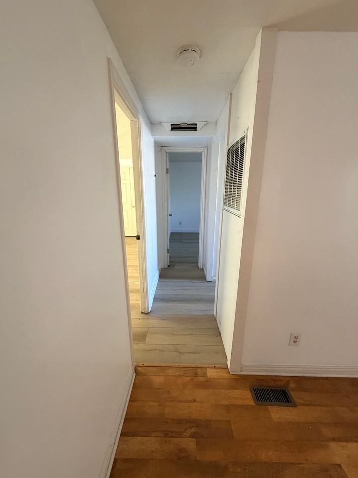 380 E Telegraph St - Photo 5 of 18