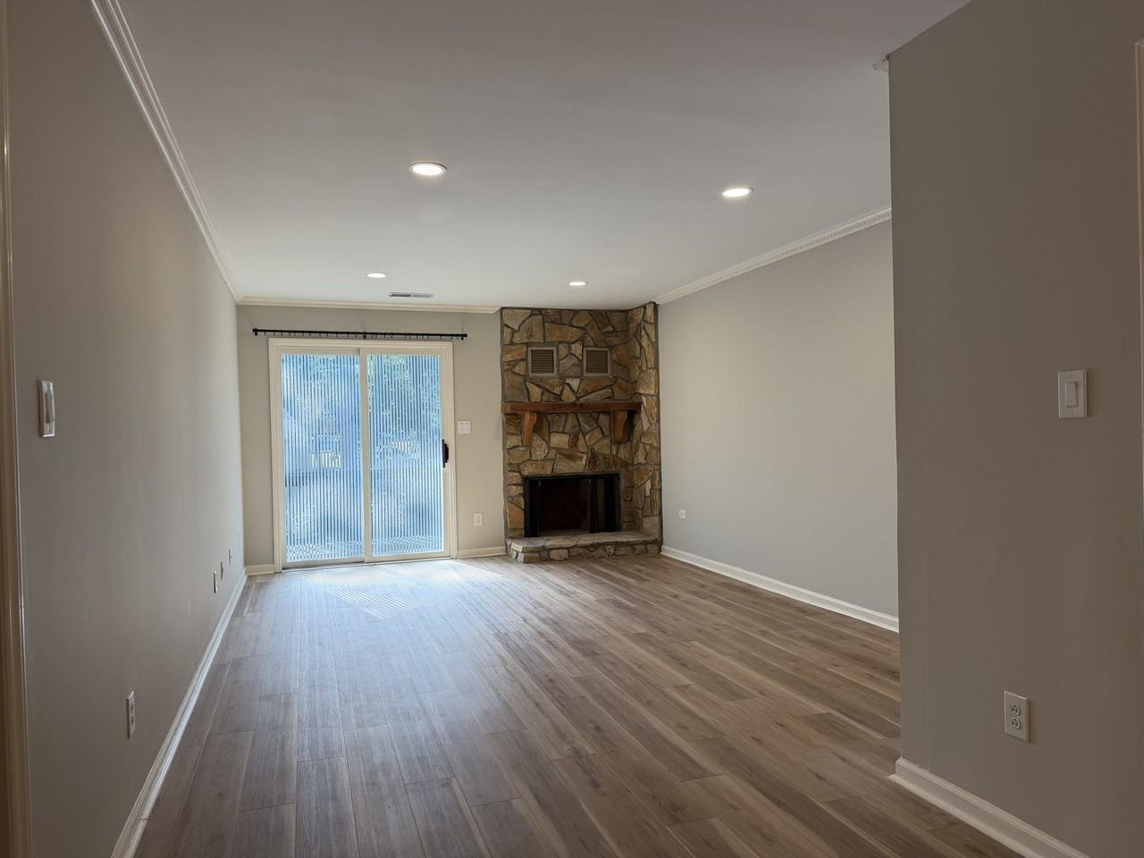 6925 Carmel Rd - Photo 4 of 10