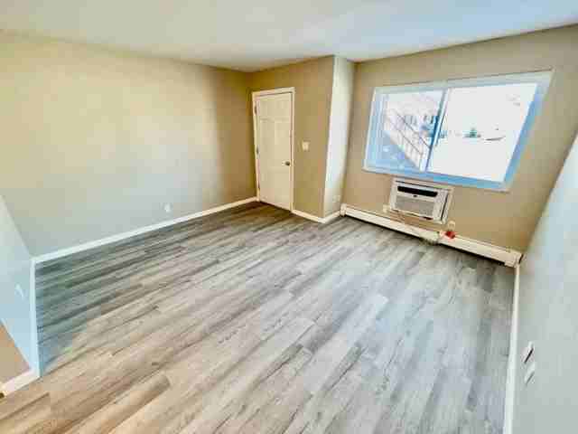 110-128 S Boeke Rd* - Photo 2 of 11