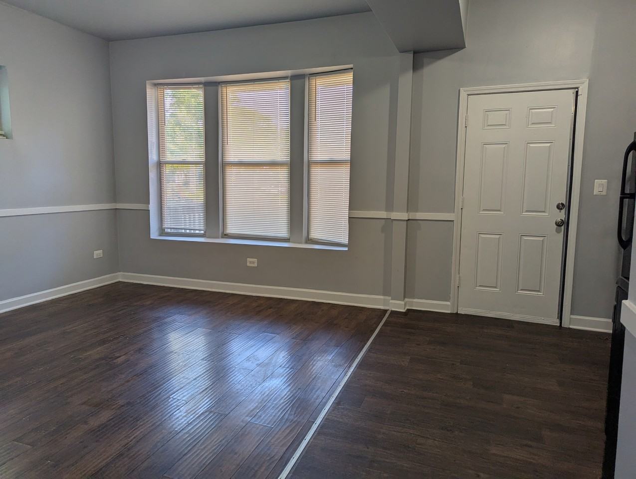 6401-03 South Saint Lawrence Avenue - Photo 7 of 12