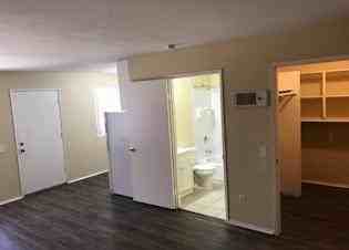 50th Street Villas - Photo 4 of 30
