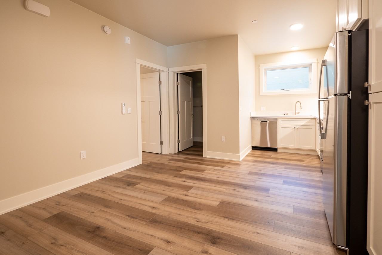 120 Richardson Street - Photo 3 of 19
