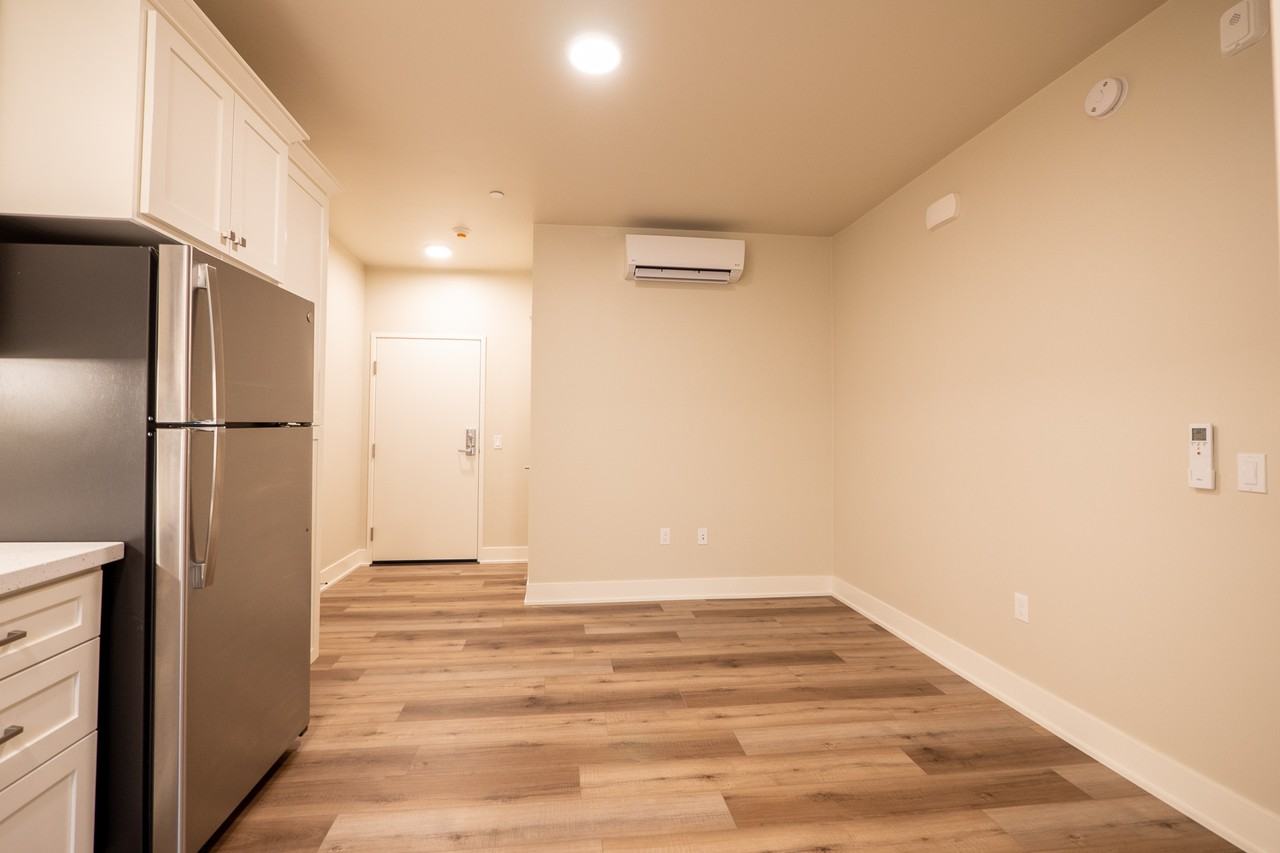 120 Richardson Street - Photo 6 of 19