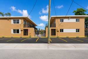featured image of 1940 Washington Ave
