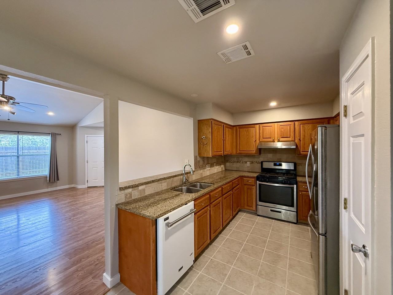 6017 Richard Carlton Blvd #1 - Photo 7 of 24