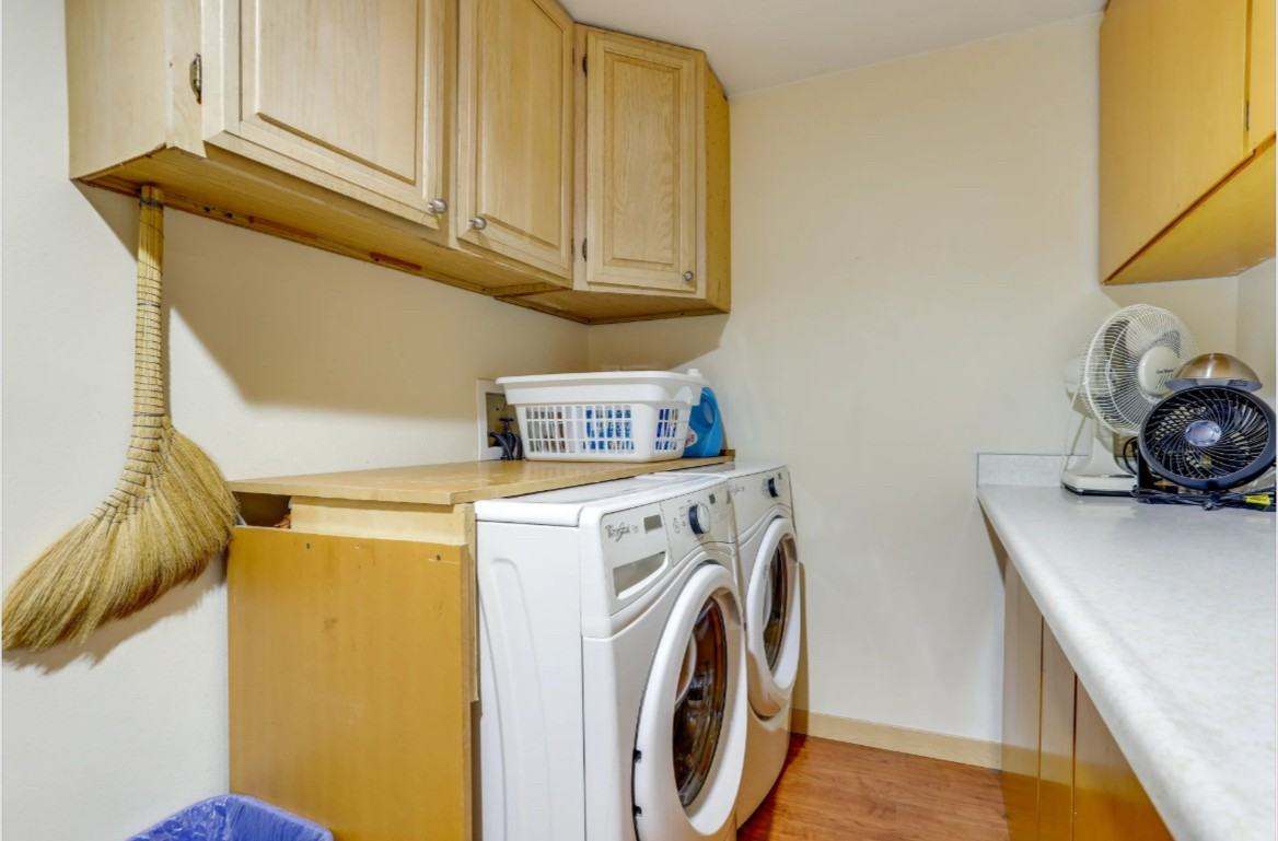 10010 51st Ave S #A - Photo 5 of 10