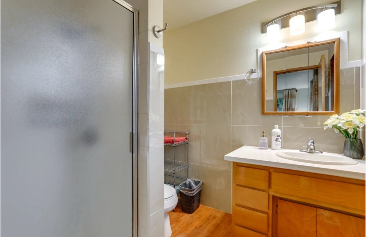 10010 51st Ave S #A - Photo 7 of 10