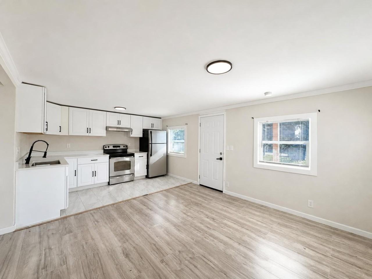 619 Plateau Avenue - Photo 2 of 8