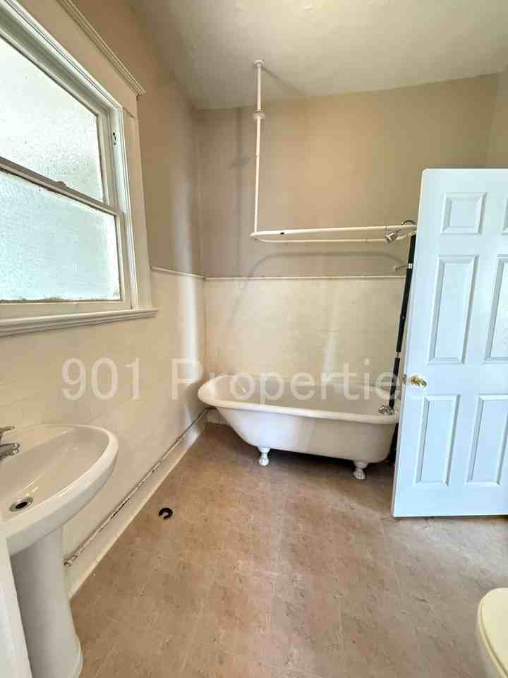 1278 Vinton Avenue #1 - Photo 5 of 22