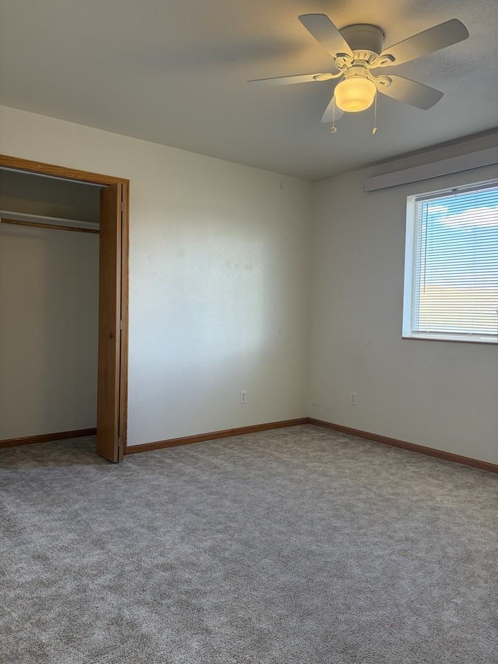 1435 Thaxton Court - Photo 6 of 9