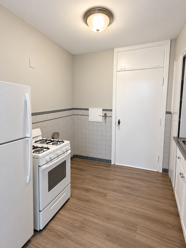 2076 Elm Avenue - Photo 4 of 6