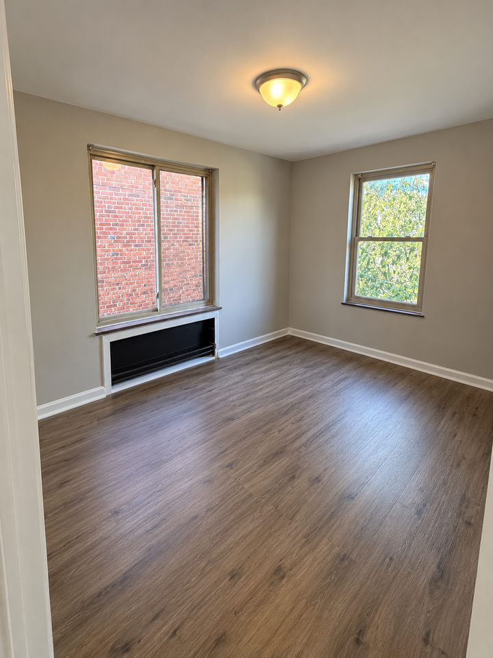 2076 Elm Avenue - Photo 5 of 6