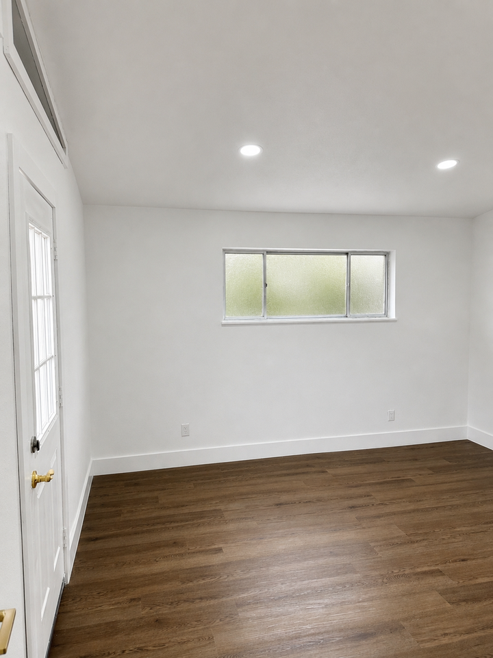 2712 Oakcliff Street - Photo 3 of 17