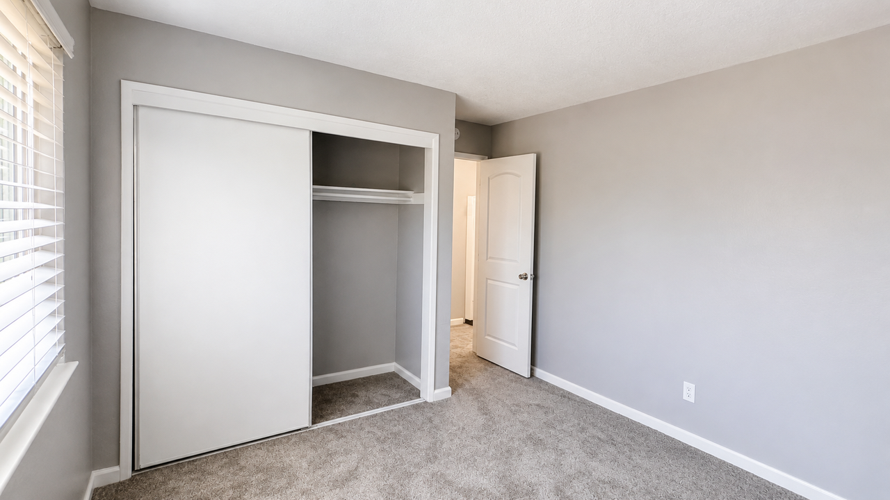 665 Kirkland Drive - Photo 7 of 14