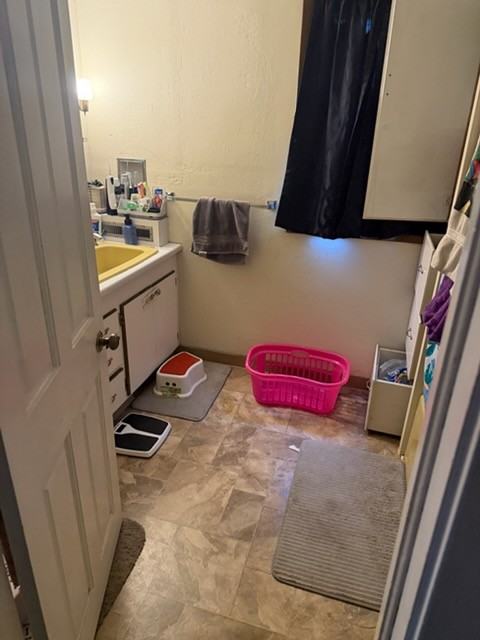 121 N Grove St #2D - Photo 4 of 14