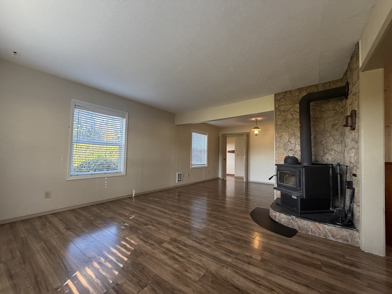 2678 Drift Creek Rd Ne #1 - Photo 3 of 49
