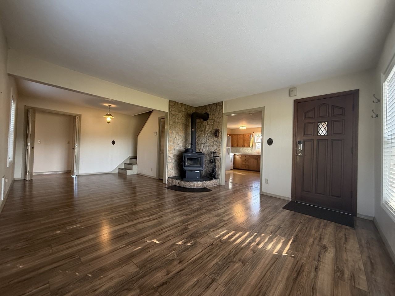 2678 Drift Creek Rd Ne #1 - Photo 4 of 49