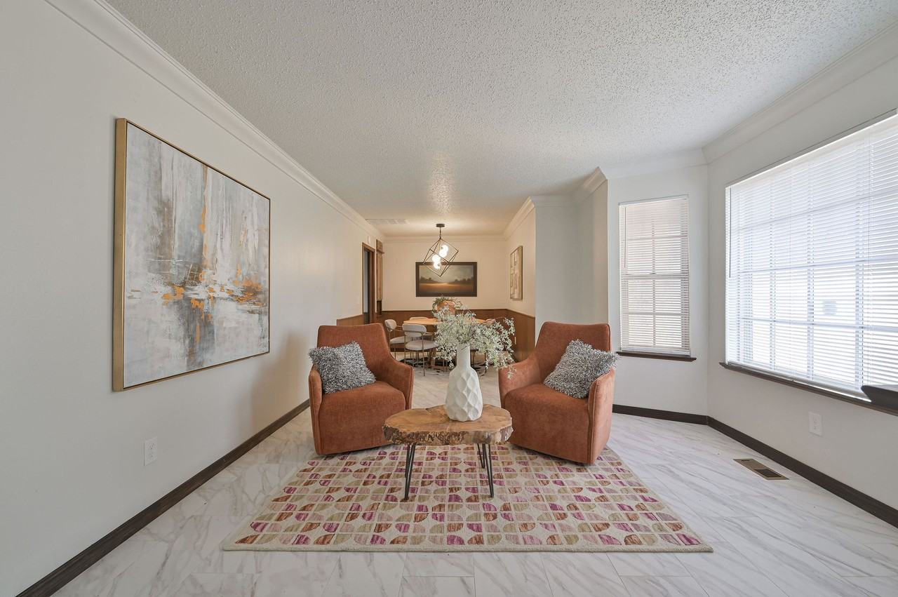 328 Ne 61st St #1 - Photo 4 of 42