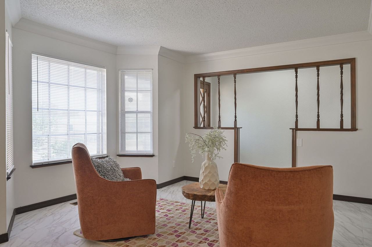 328 Ne 61st St #1 - Photo 6 of 42