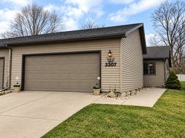 featured image of 3307 Polaris Dr #1