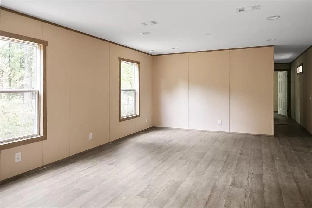 127 Southlake Dr #1 - Photo 6 of 20