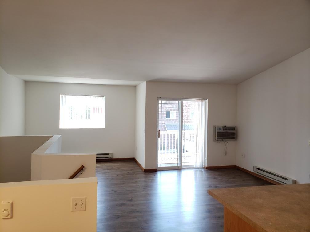 1550 W Pine St #506 - Photo 4 of 9