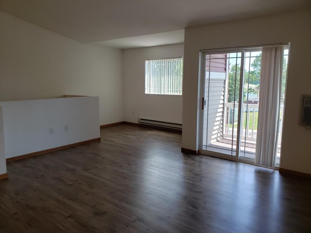 1550 W Pine St #506 - Photo 5 of 9