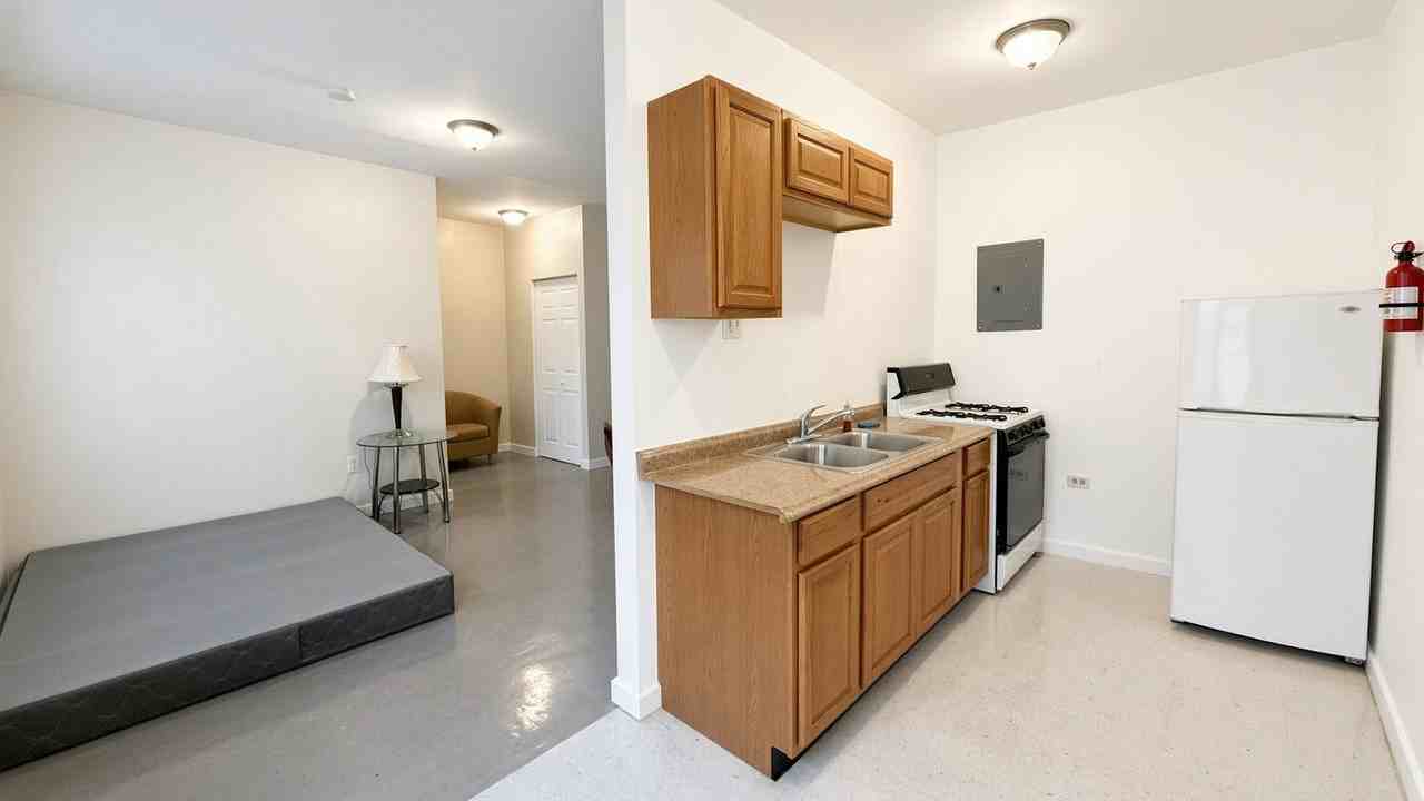 3156 West Warren Boulevard, Unit 206 - Photo 7 of 7