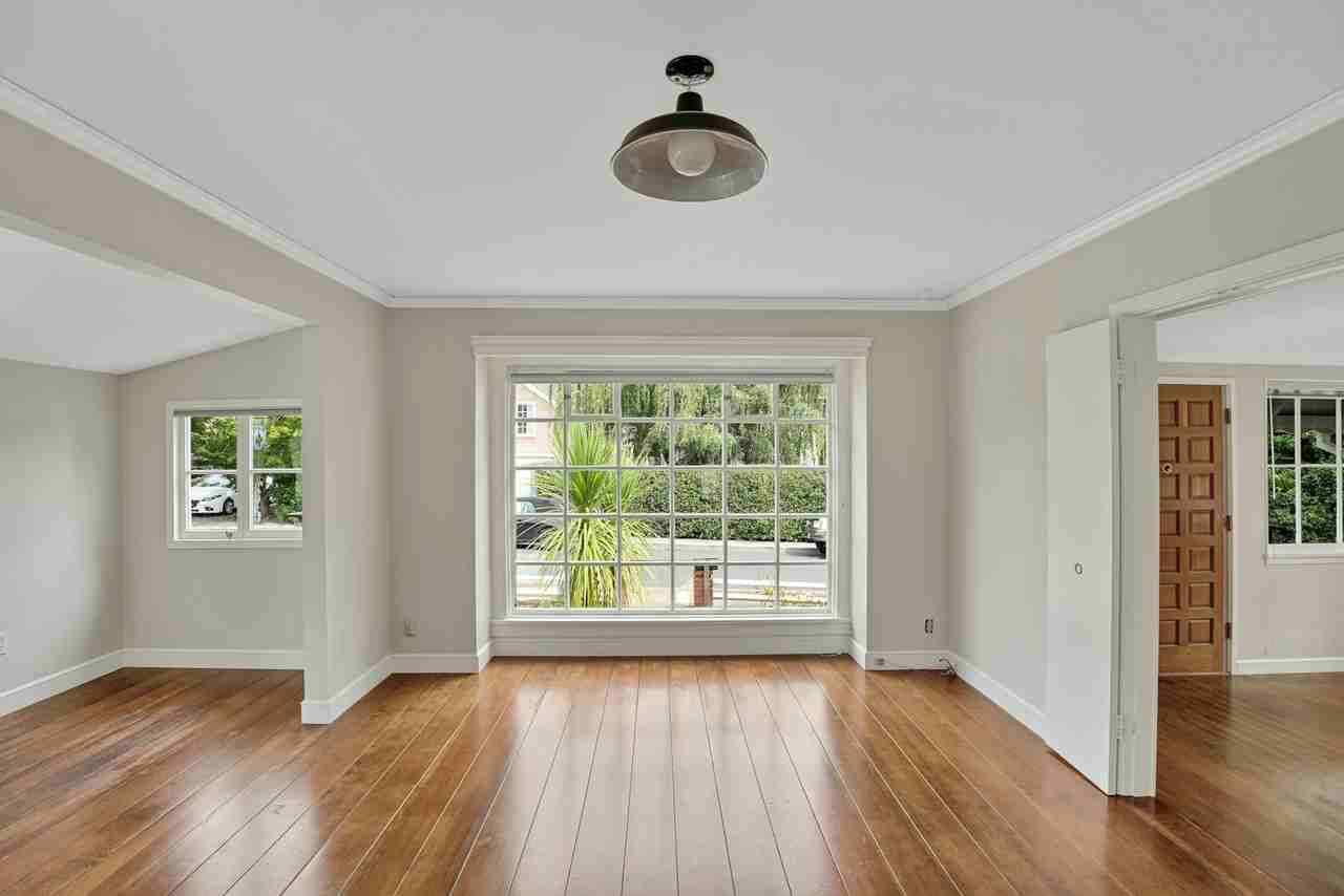 137 La Goma St - Photo 6 of 42