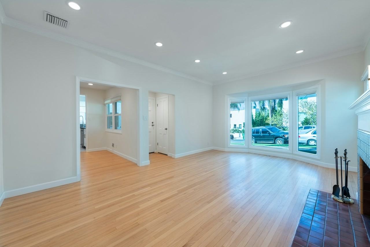 2828 Avenel Street - Photo 6 of 21