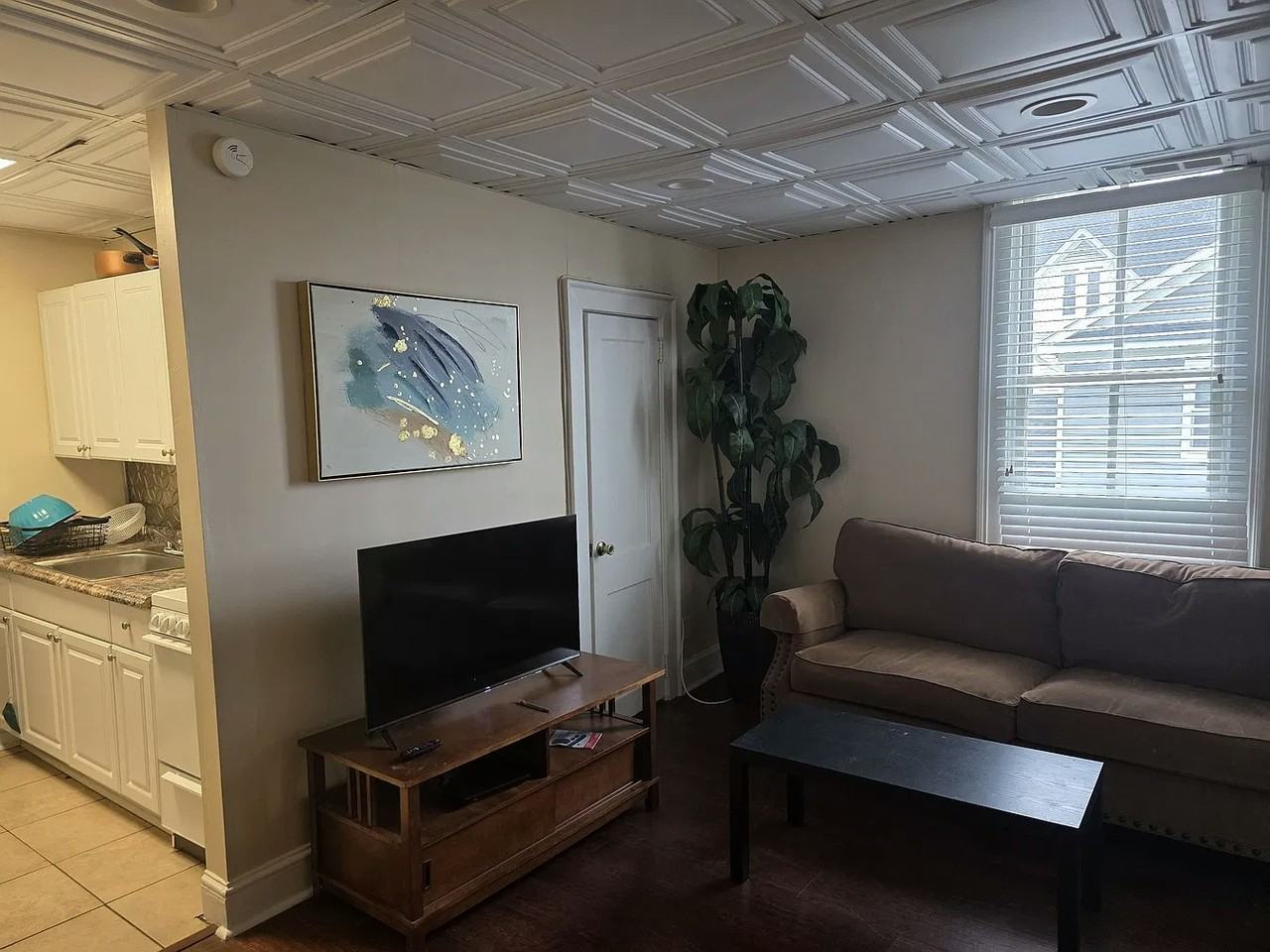 78 Parkview Avenue, Unit 3 - Photo 5 of 5