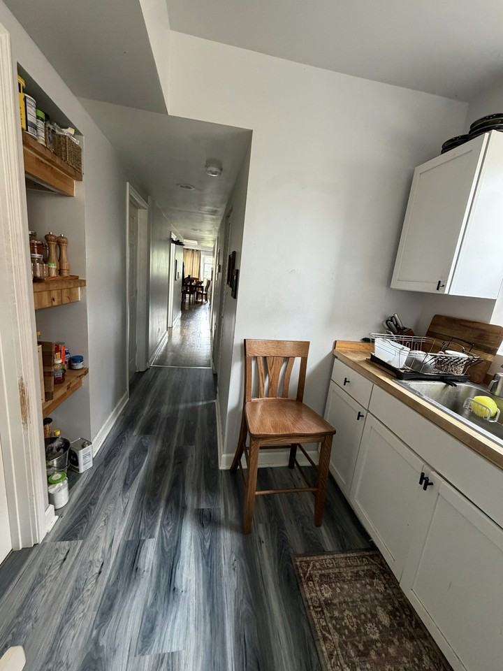 6503 South Hermitage Avenue, Unit 2 - Photo 4 of 19