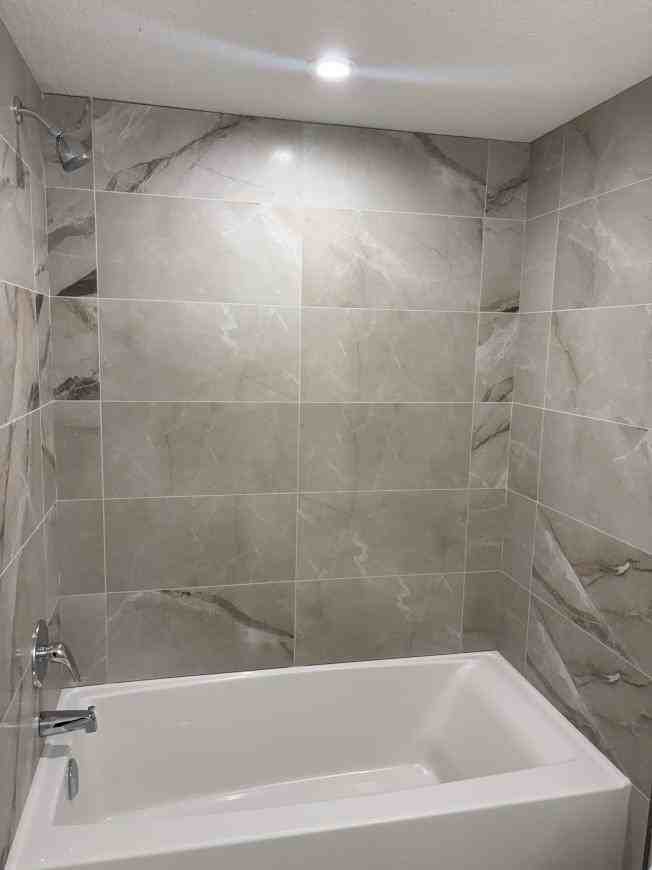 10226 102 St Nw - Photo 3 of 9