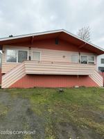 featured image of 419 N Klevin St