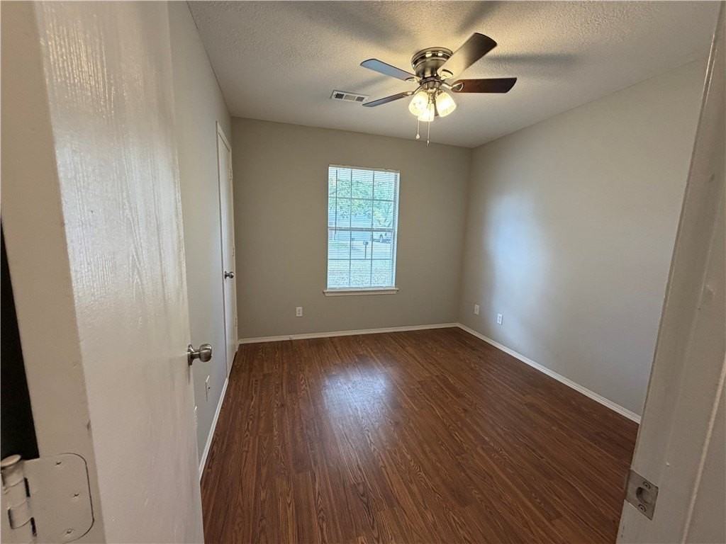 266 Christy Ln - Photo 6 of 11