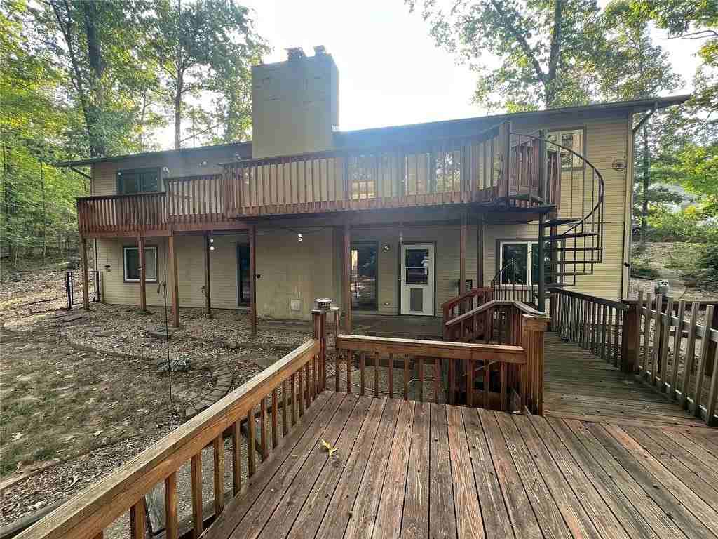 28 Melanie Dr - Photo 5 of 33