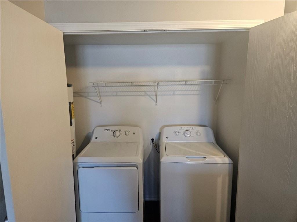 812 E Post Rd #A - Photo 6 of 15