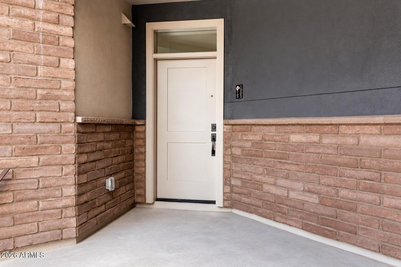 N Galloway Dr #1003 - Photo 4 of 14